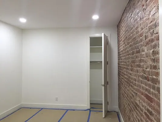 Rented by Bohemia Realty Group | media 10