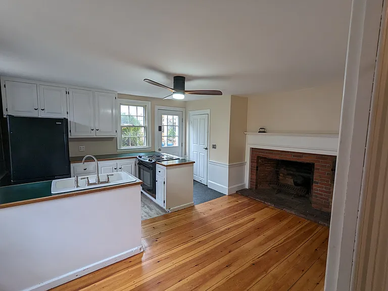 1795 Congress St — Photo 29