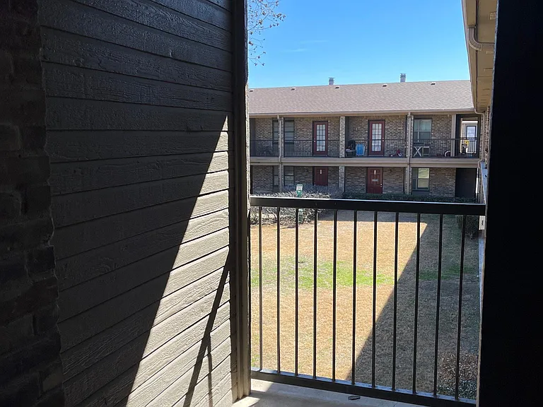 1226 Baylor Ave #121 — Photo 7