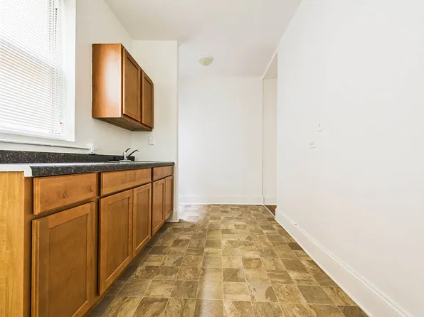 7236 S Yates, 7236 S Yates Blvd #2N, Chicago, IL 60649