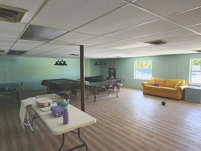 Building's Lounge