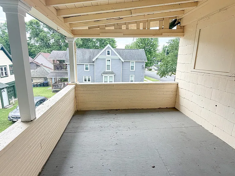 80 Main St #2E — Photo 8