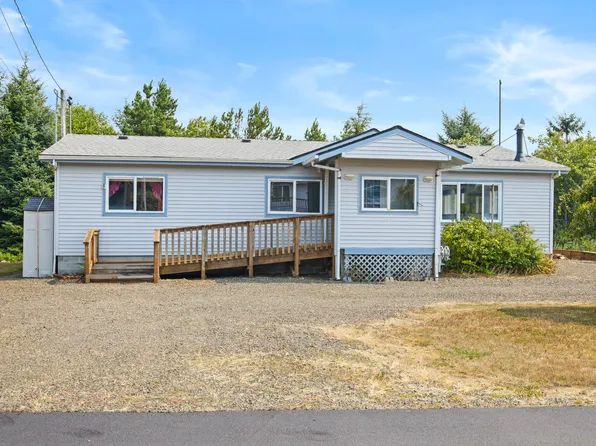 2233 Shuholm Ave W, Tillamook, OR 97141