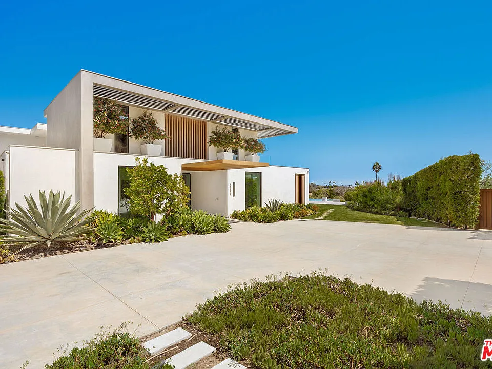 23919 Malibu Rd