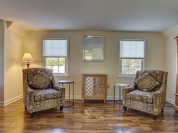 4th image of 108 P Hanover Lane #P