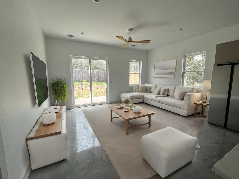 Living Room

Simulated furnishings