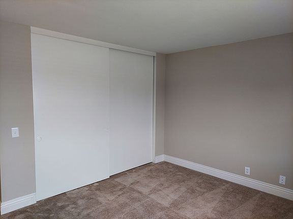 2nd image of 1053 Euclid Ave APT F