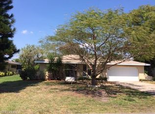 1327 SE 37th St, Cape Coral, FL 33904