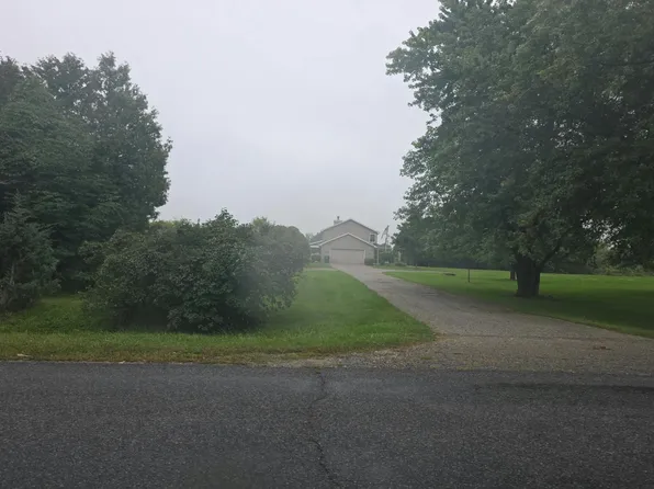 1653 Harding St, Conklin, MI 49403