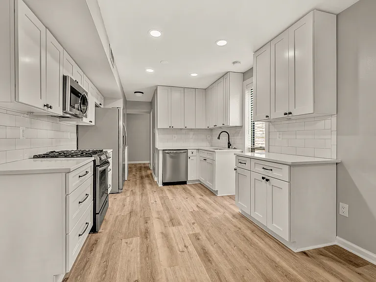 2045 Royal Fern Ct #11C — Photo 12
