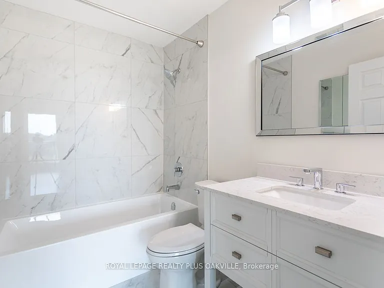 2511 Lakeshore Rd W #718 — Photo 28