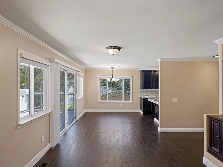 8 Shepherds Pl — Photo 10