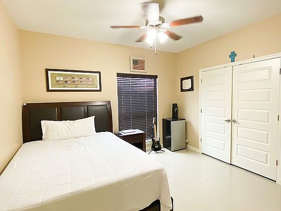 3rd image of 3030 Arbor Park