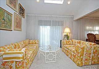 5th image of 144 Abbott Dr