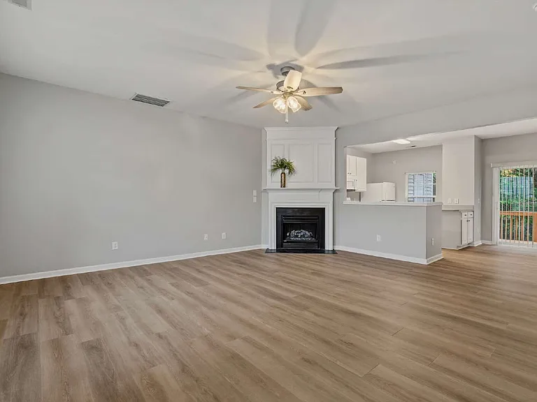 8515 Mount Valley Ln — Photo 6