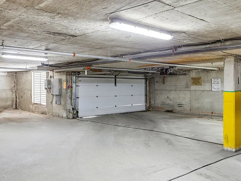 3150 Donnelly St — Photo 29
