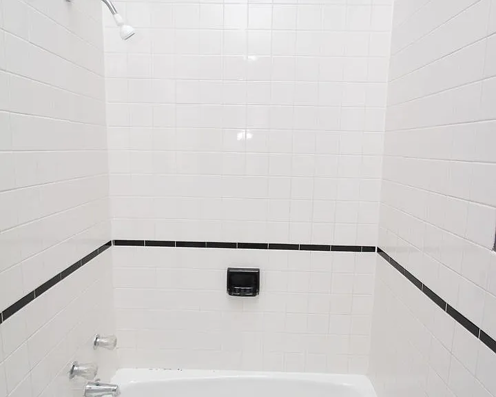 1527 South Street — Photo 19