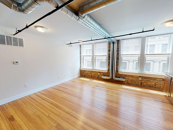 Combined kitchen and living room