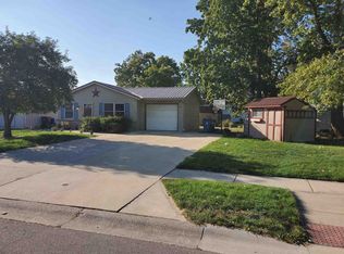 12931 Indiana St, Grabill, IN 46741