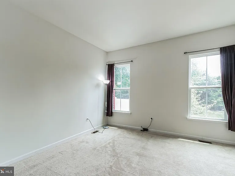 41673 McMonagle Sq — Photo 13