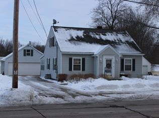 1149 S Ridge Rd, Green Bay, WI 54304