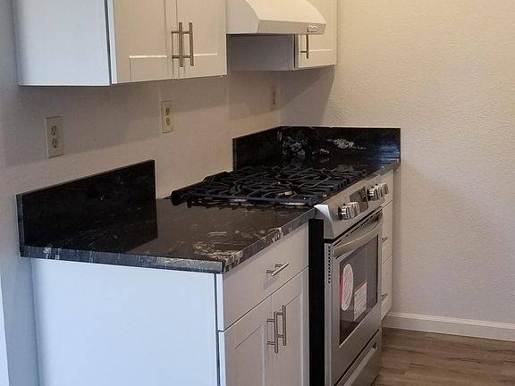 2nd image of 4380 Arizona St