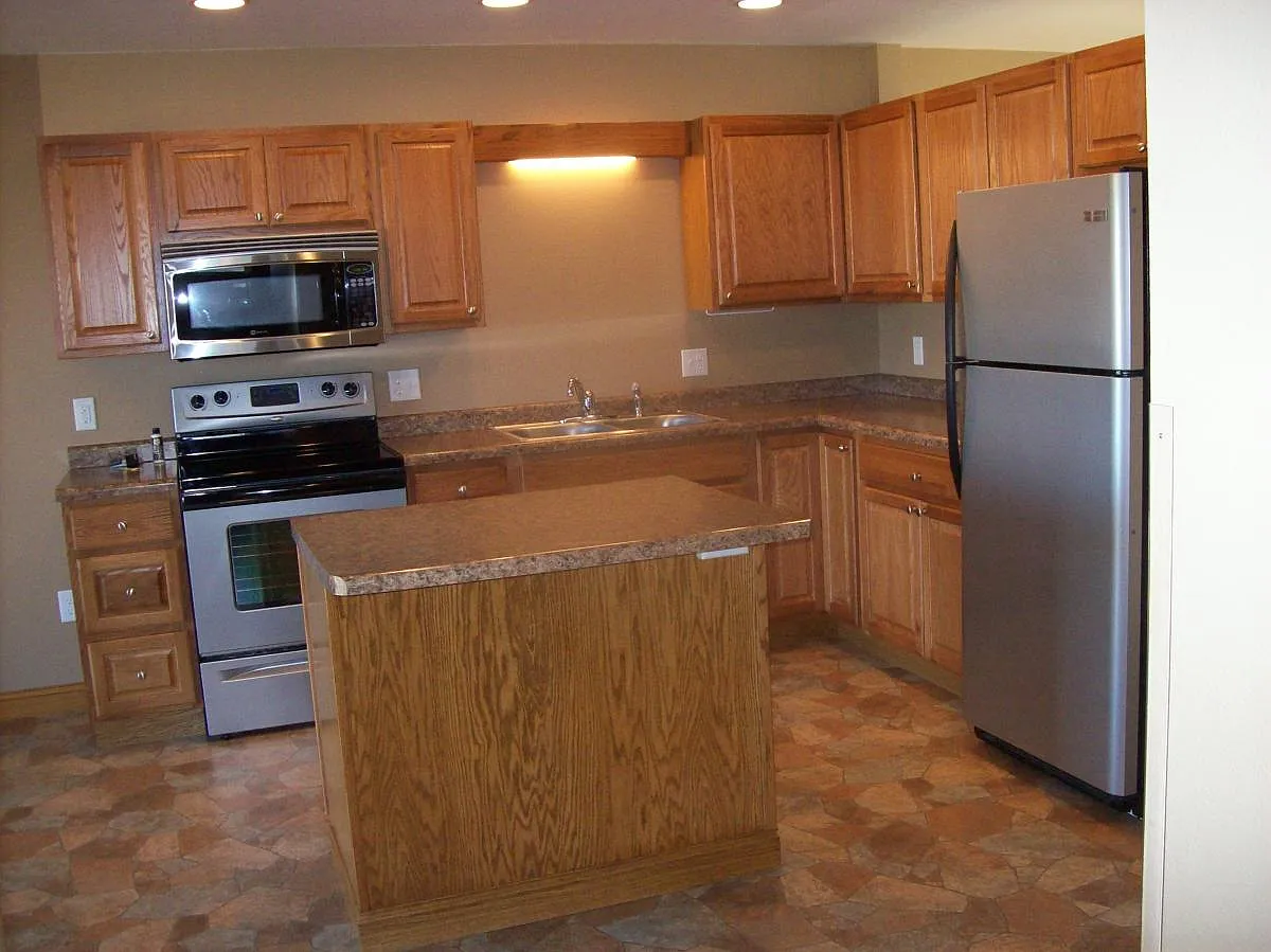 1007 Dano Circle — Photo 1