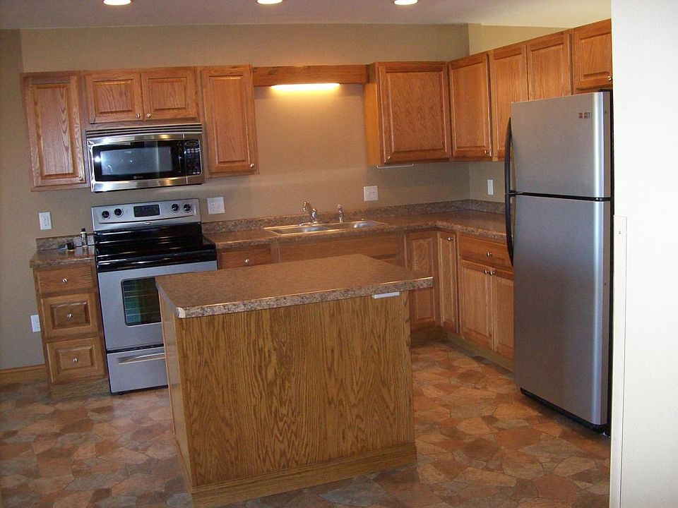 This unit has the stainless appliances and a upper level dec