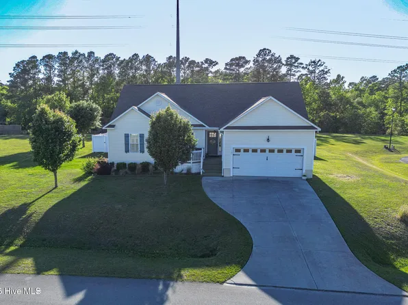 101 Echo Ridge Road, Swansboro, NC 28584