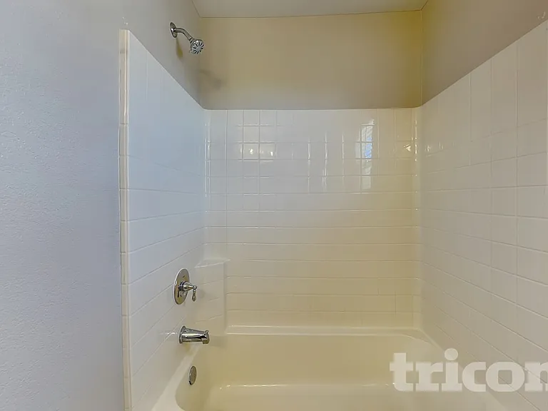 16565 Humboldt St — Photo 14