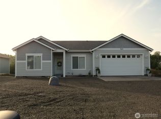 969 Cascade Ave SW, Ocean Shores, WA