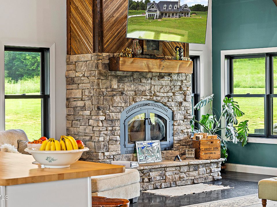 10th image of this home