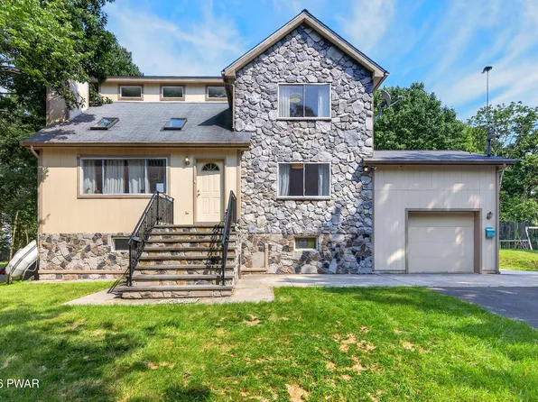107 Heather Hill Rd, Dingmans Ferry, PA 18328