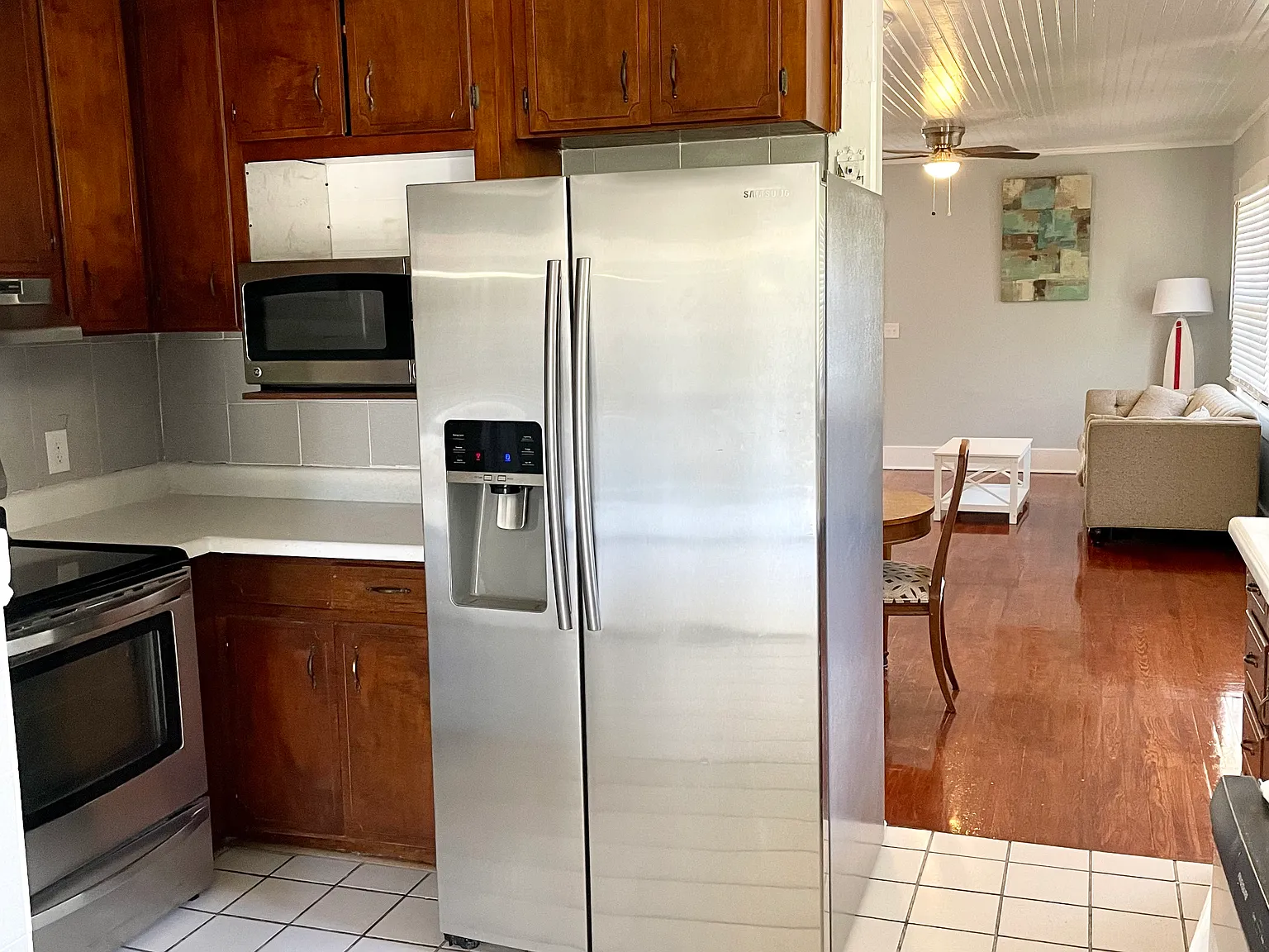 4 bed, 2.5 bath, 2150 sqft, $2,900 — Photo 3