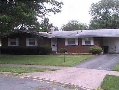 1st image of 913 Mineola Ct