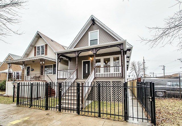 1st image of 4820 W Drummond Pl