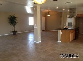 3rd image of 2132 Mimosa Dr