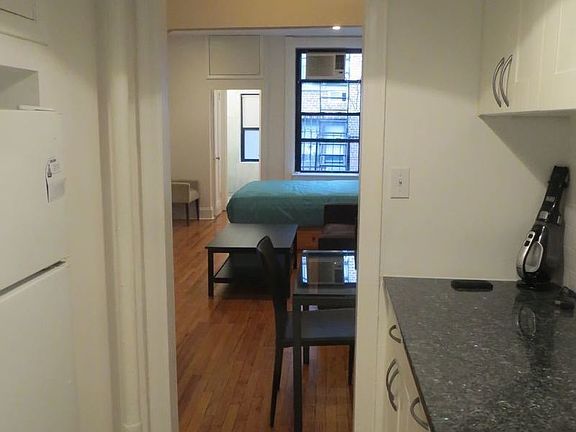 5th image of 67 8th Ave APT 42