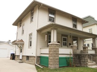 810 E Front St, Bloomington, IL 61701