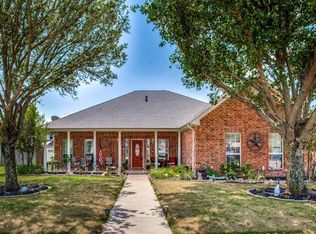 607 Ash St, Pilot Point, TX 76258