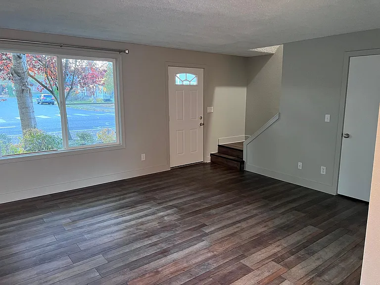 1715 Franklin St #B — Photo 6