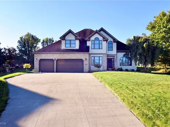 3956 Carmelle Ct, Uniontown, OH 44685