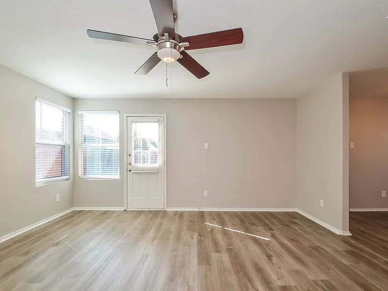 3525 Camino Real Trl — Photo 4