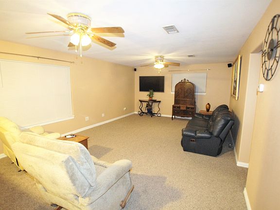 2nd image of 2103 Sierra Vista Ct