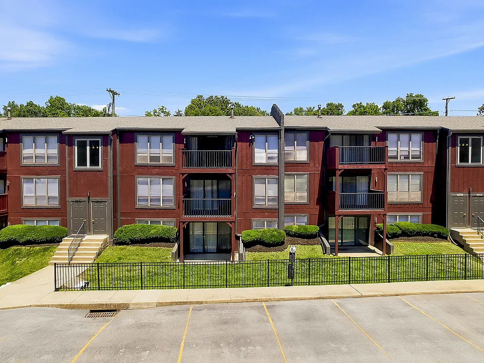 Eagles Eyrie Apartments