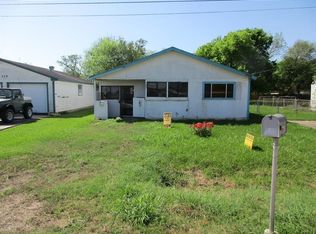 127 Baldwin Rd, Oyster Creek, TX 77541