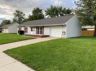 702 Elm Dr, Centerville, IN 47330