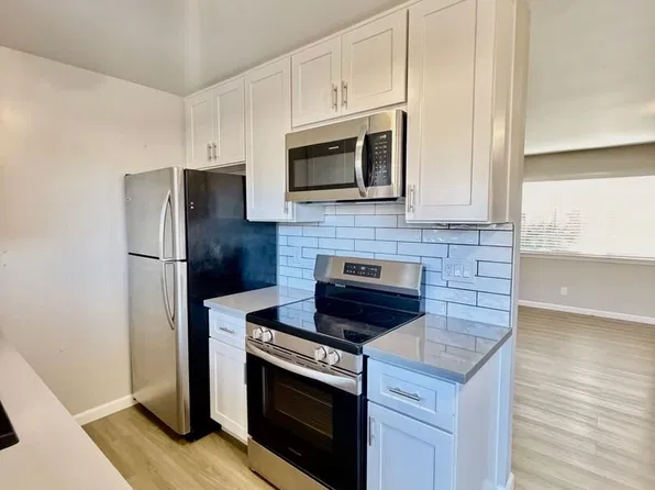 300 Warren Ave #2, San Leandro, CA 94577