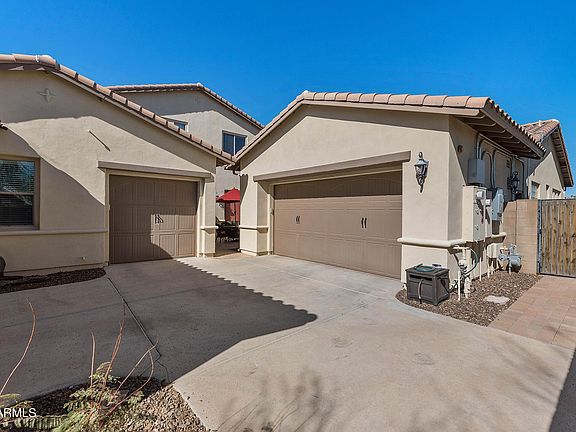 3rd image of 13362 W Jesse Red Dr