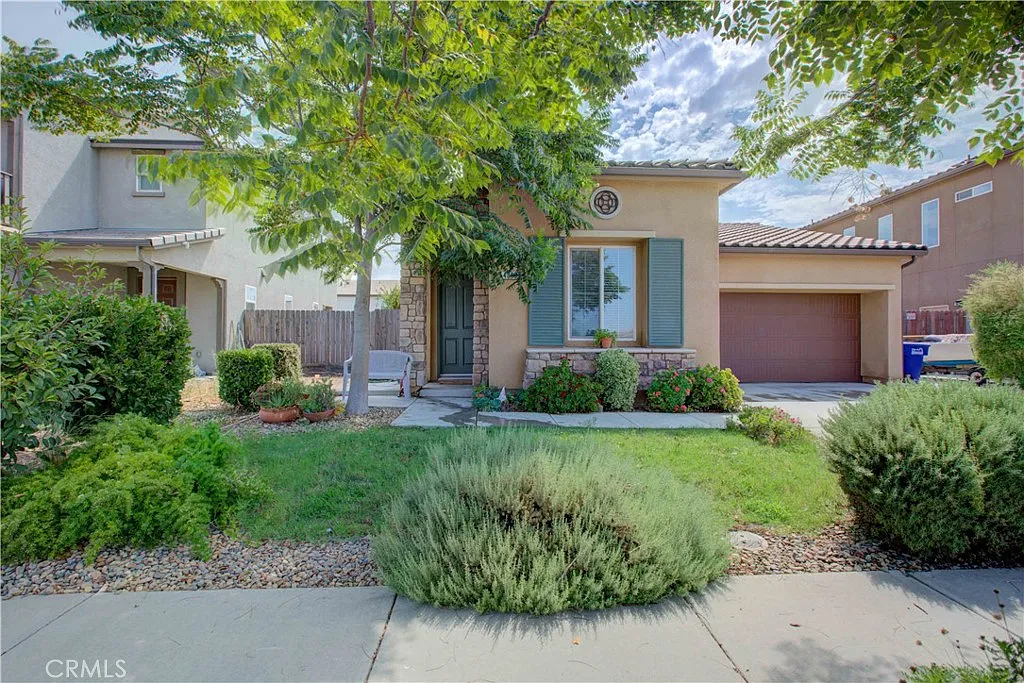 4380 Bixby Way photo 1